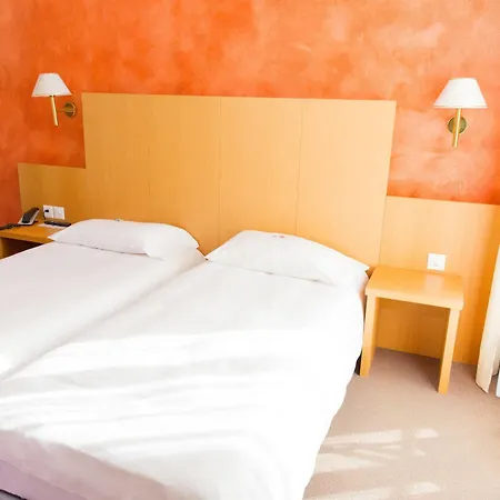 Du Hotell Locarno